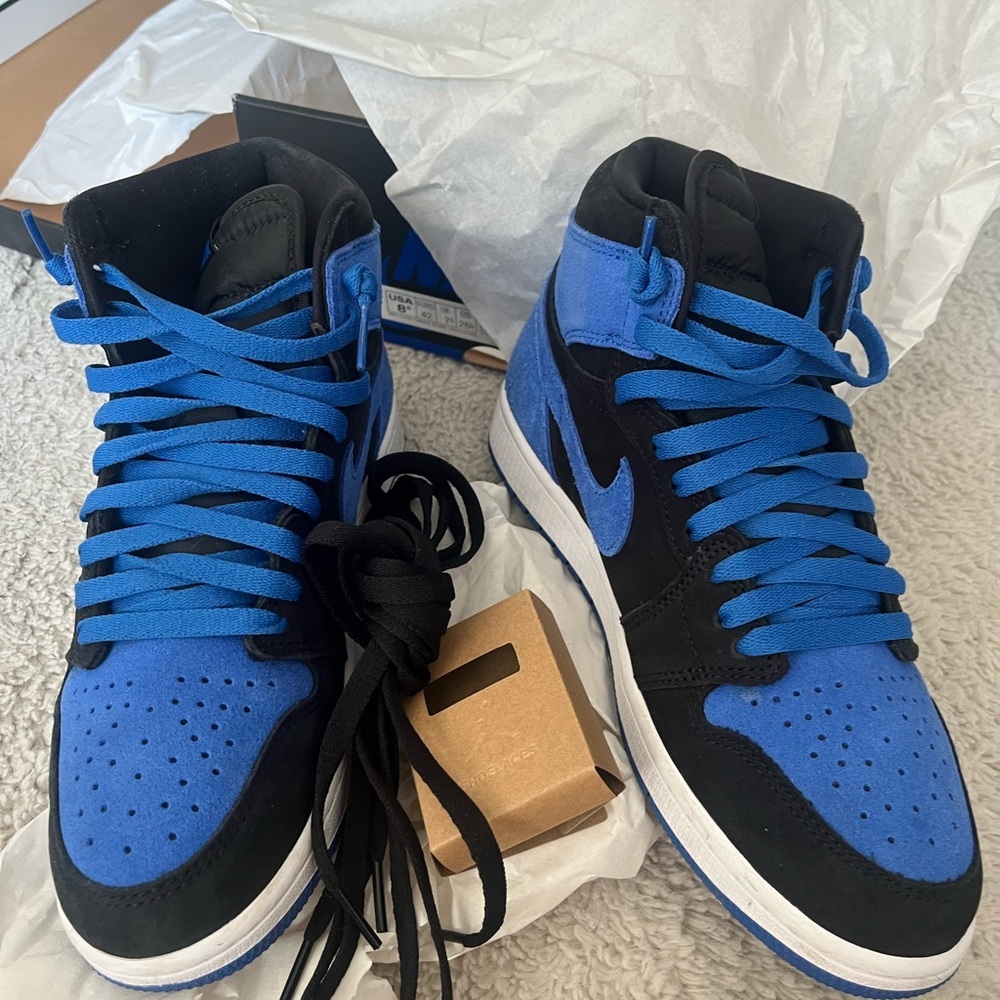 JORDAN 1 RETRO HIGH OG 'ROYAL REIMAGINED' Men’s Size 8 - Picture 9 of 9